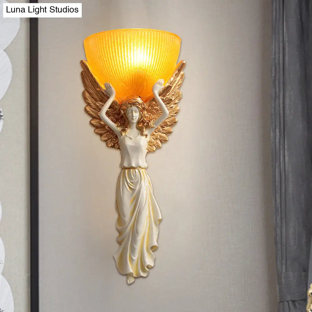 Traditional Wall Lamp With Frosted Glass Shade - White/Gold Finish Perfect For The Living Room