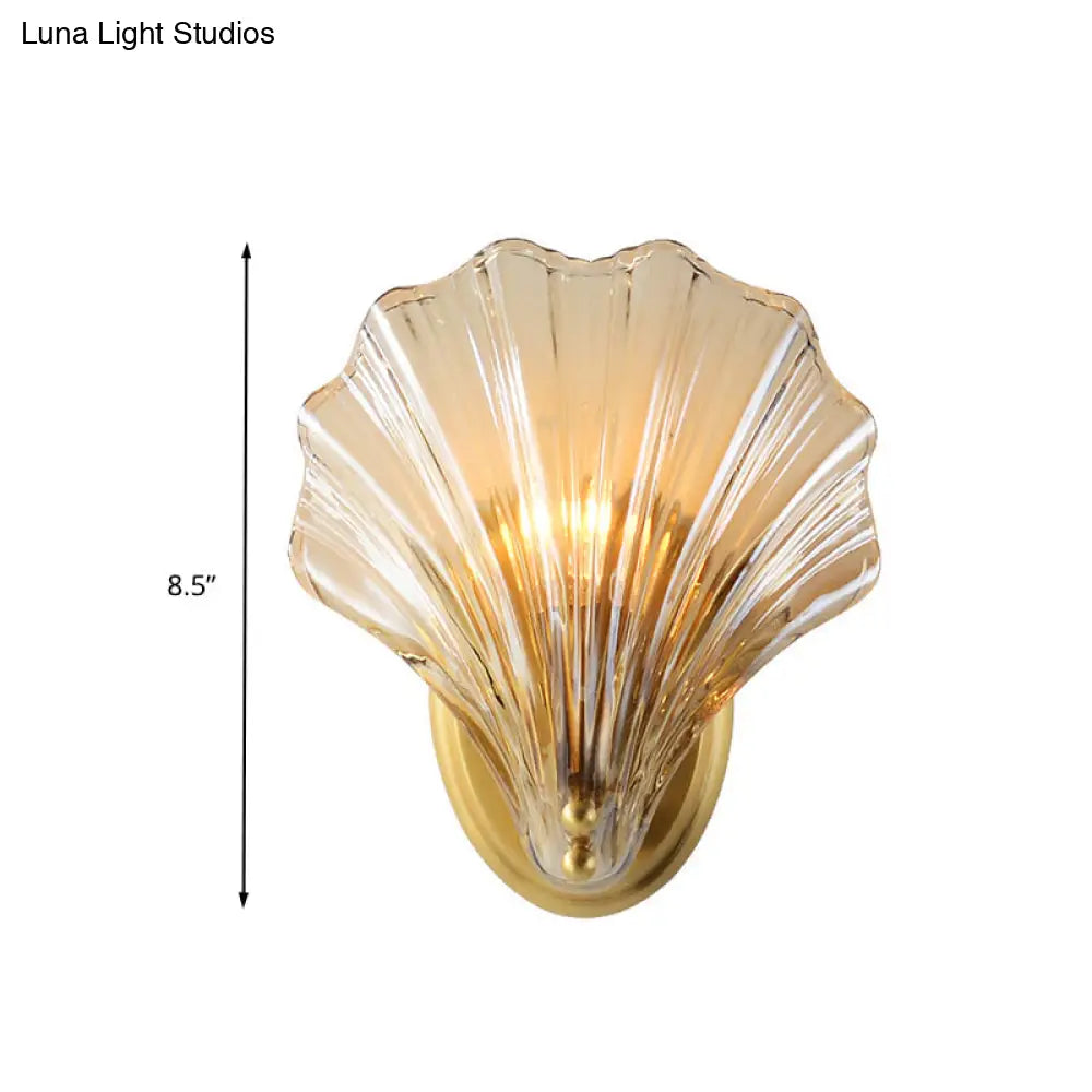 Traditional Wall Mount Led Sconce With Clear Glass Shade - Perfect For Bedroom Lighting