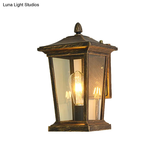 Traditional Wall Sconce With Pavilion Glass Shade In Black/Brass