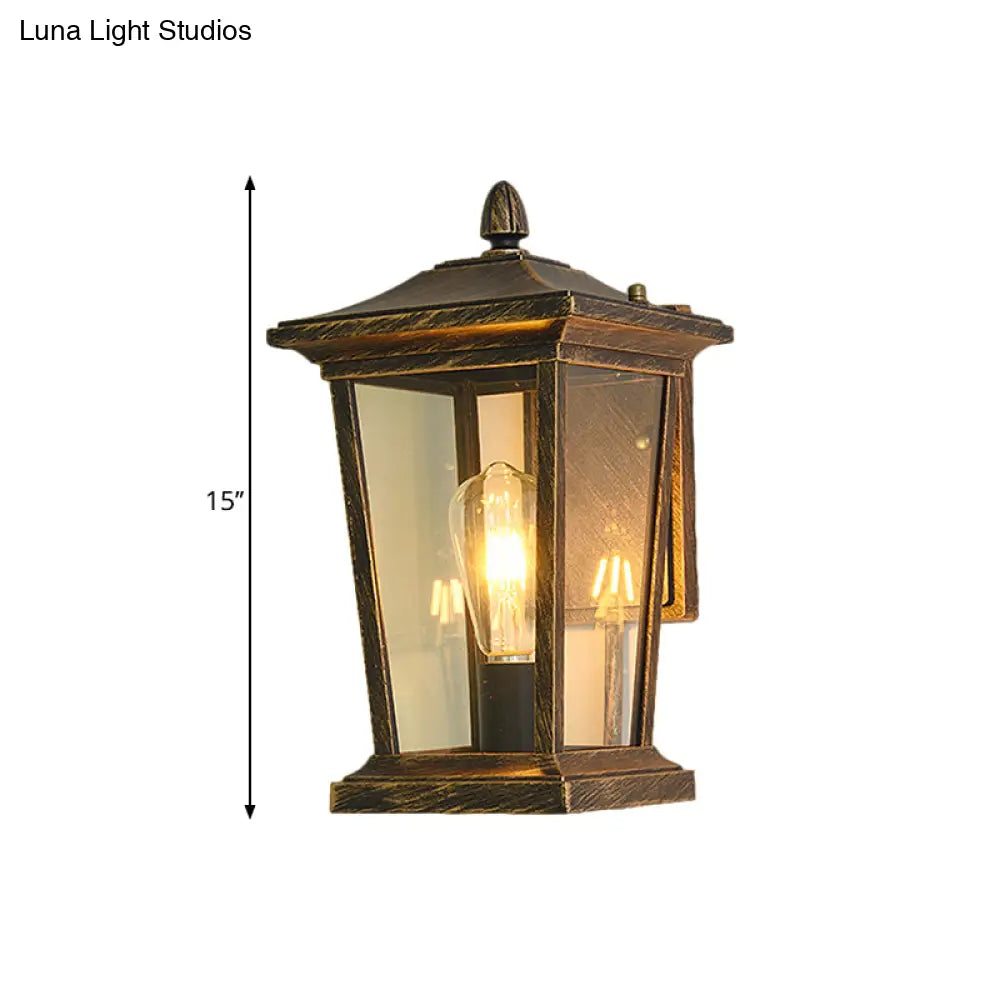 Traditional Wall Sconce With Pavilion Glass Shade In Black/Brass