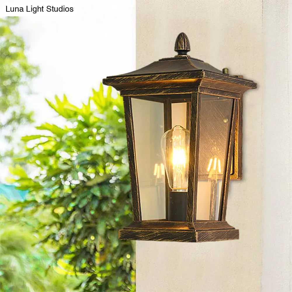 Traditional Wall Sconce With Pavilion Glass Shade In Black/Brass