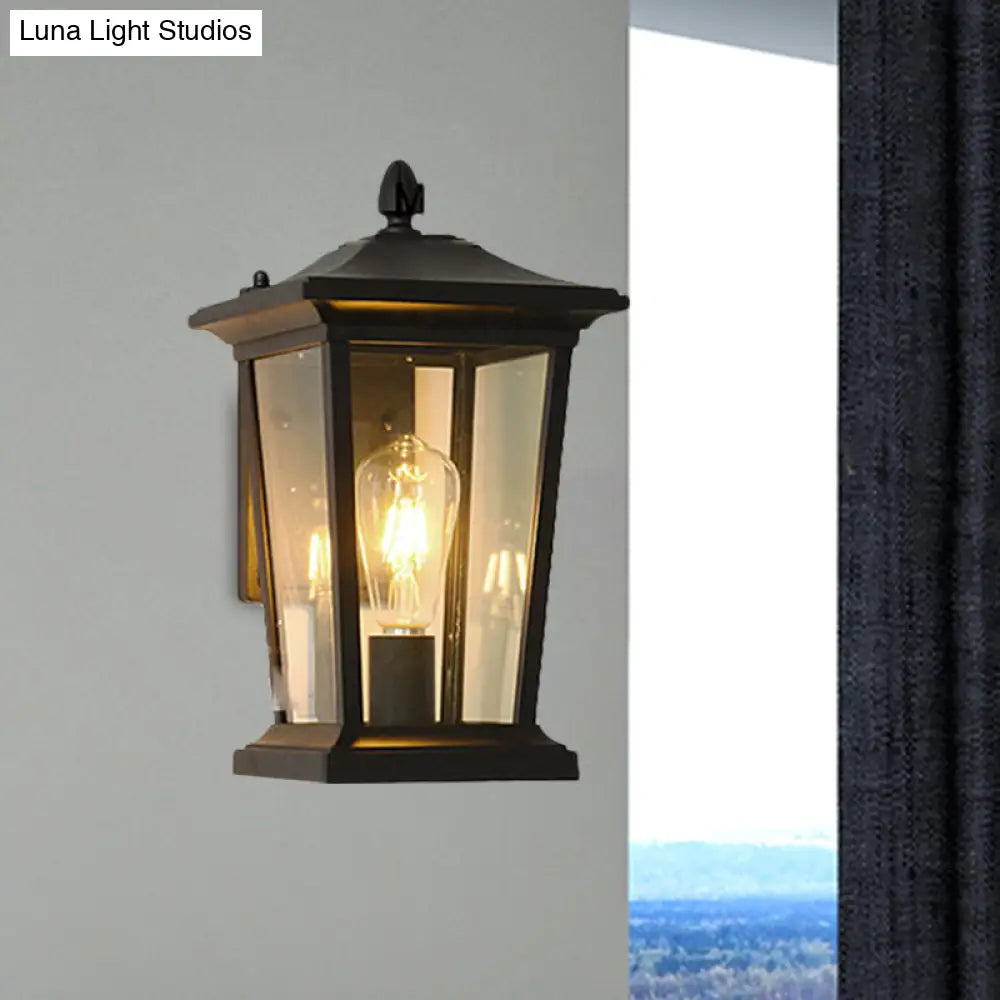 Traditional Wall Sconce With Pavilion Glass Shade In Black/Brass