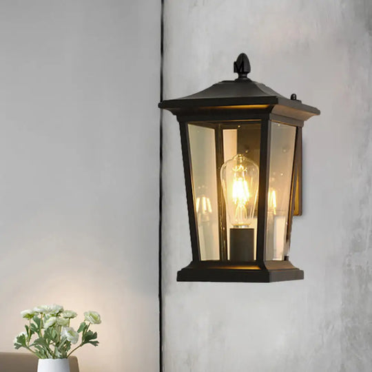 Traditional Wall Sconce With Pavilion Glass Shade In Black/Brass Black / A