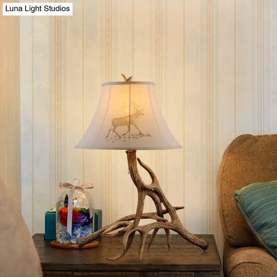 Traditional Wood Barrel Desk Lamp With Branch Design - White Fabric Shade Bedroom Reading Light