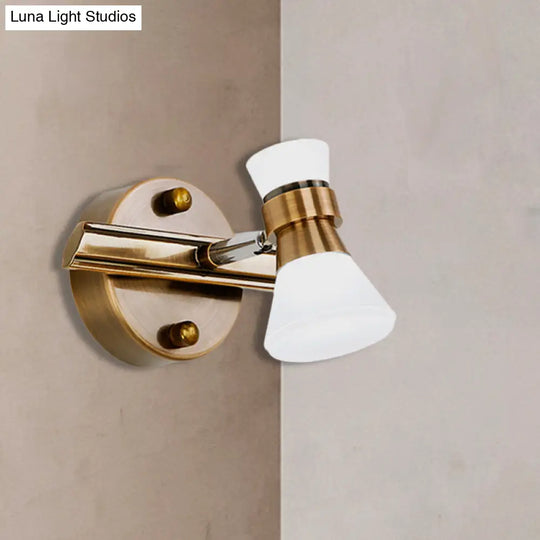 Traditionalist Metal Led Brass Wall Vanity Light In Warm/White