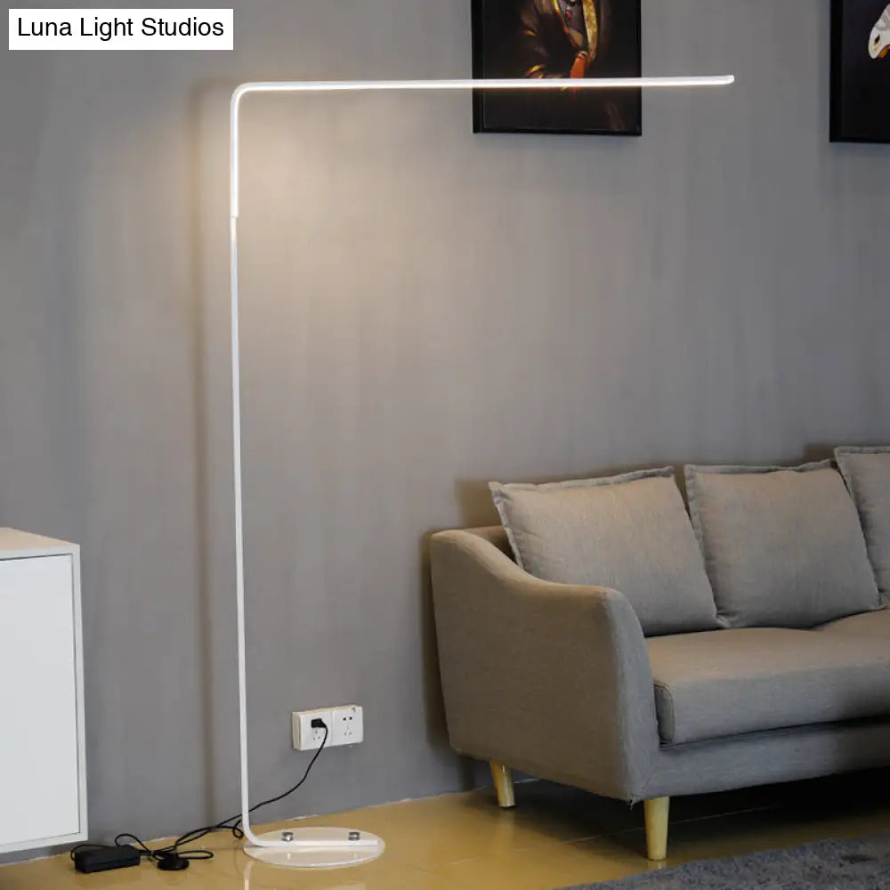 Triangle-Shaped Metallic Led Floor Lamp For Bedroom - Nordic Black/White Reading Light