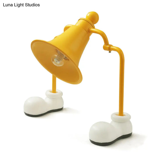 Trumpet Reading Light For Kids With Metal Frame And Yellow Finish - Single Bulb Study Lamp