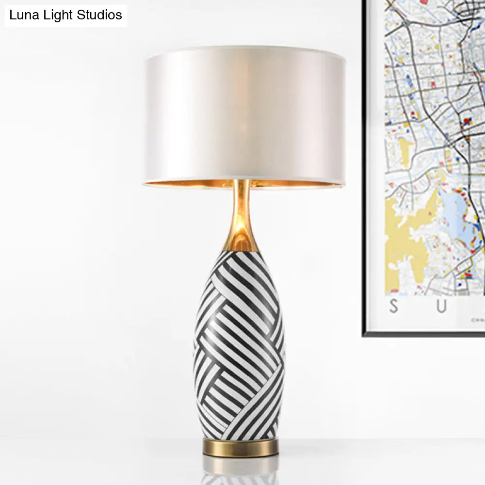 Tubular Task Lighting - Contemporary Fabric 1 Head Small Desk Lamp 14/15 Wide Black And White