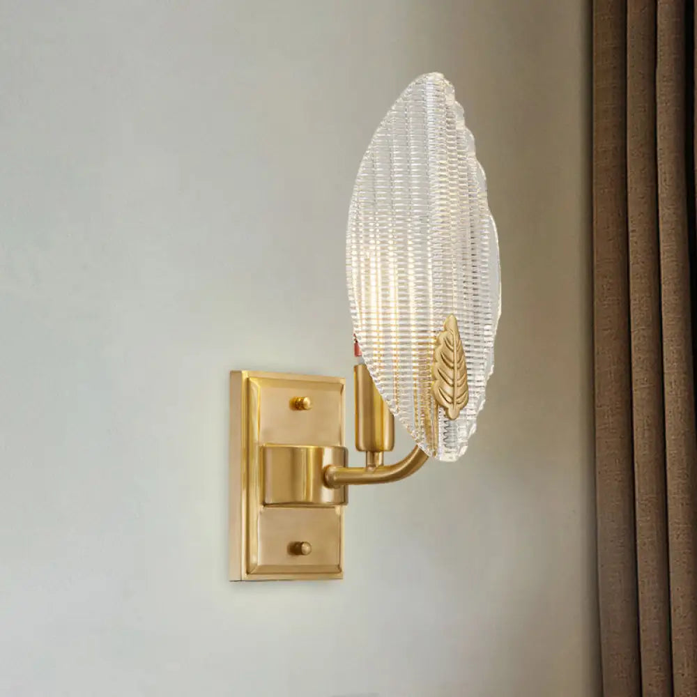 Vintage Brass Leaf-Shaped Wall Sconce Light With Clear Fluted Glass - Unique Lighting Idea 1 /