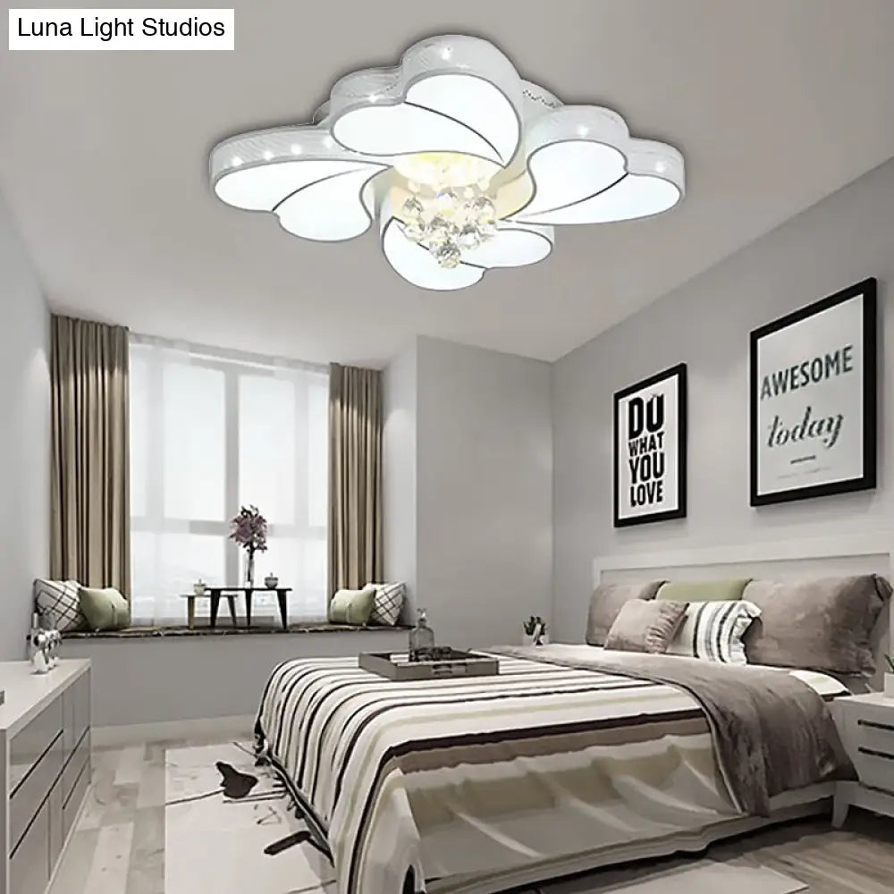 Vintage Crystal Ball Led Ceiling Lamp - Chic Heart Design Bedroom Décor