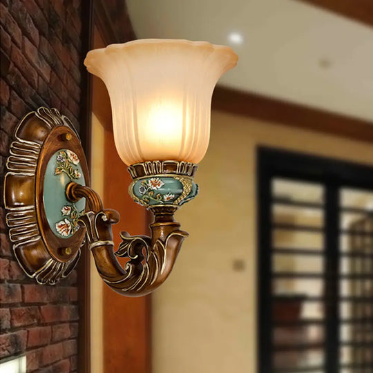 Vintage Resin Scallop Sconce Light - Peacock Green Wall Lighting Fixture With Glass Shade 1 /