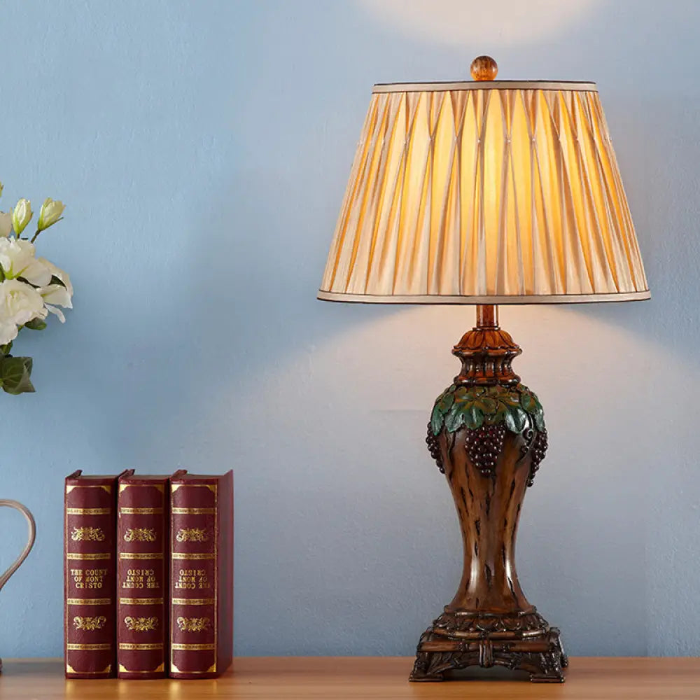 Vintage Smocked Pleated Study Room Table Lamp With Beige Reading Light - 1 9/10 Wide / 10