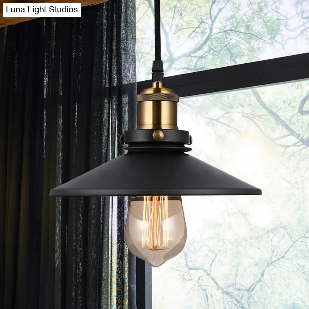 Vintage Style Black Conic Ceiling Light Fixture With Metallic Finish - 1 Bulb Living Room Pendant