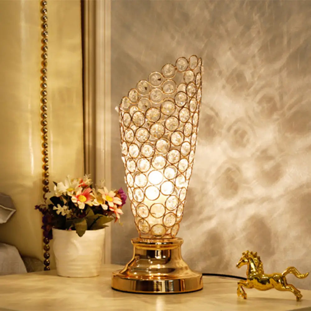 Viola - Modernism 1 Bulb Table Light With Crystal-Encrusted Shade Gold Tapered/Cylinder Reading