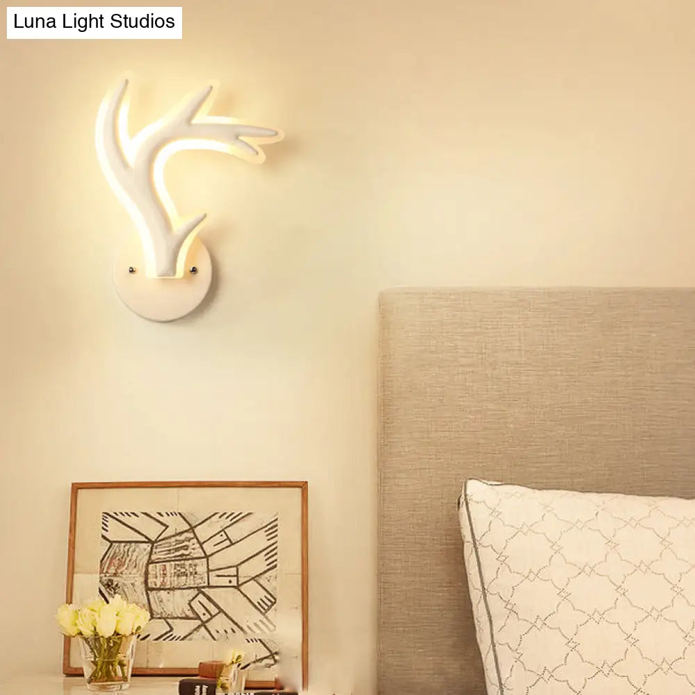 White Deer Horn Led Wall Light - Animal Style Acrylic Sconce For Bedrooms