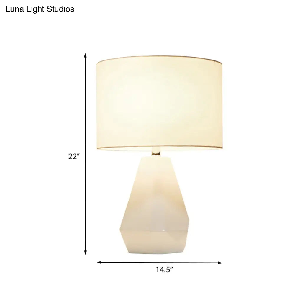 White Diamond Reading Light - Modern 1-Head Table Lamp With Fabric Shade