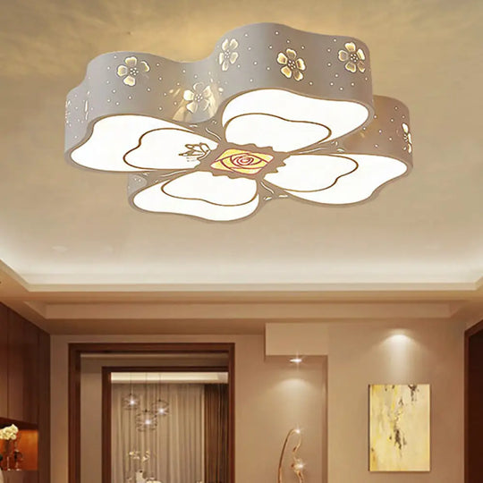 White Etched Petal Metal Ceiling Light For Kids’ Bedroom Or Bathroom / E