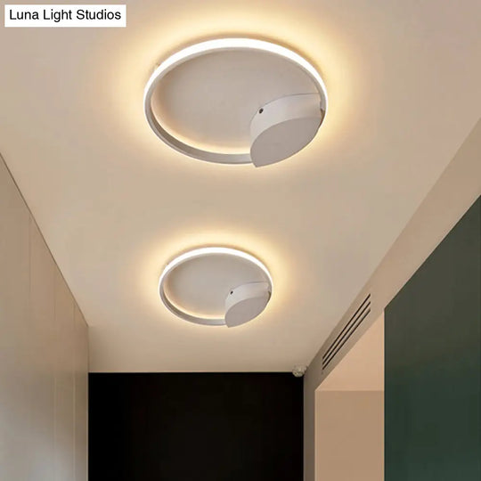 White Light Circular Flush Mount Led Ceiling Fixture (14’/19’/21.5’) For Hallways And Corridors