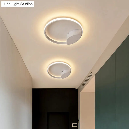 White Light Circular Flush Mount Led Ceiling Fixture (14’/19’/21.5’) For Hallways And Corridors