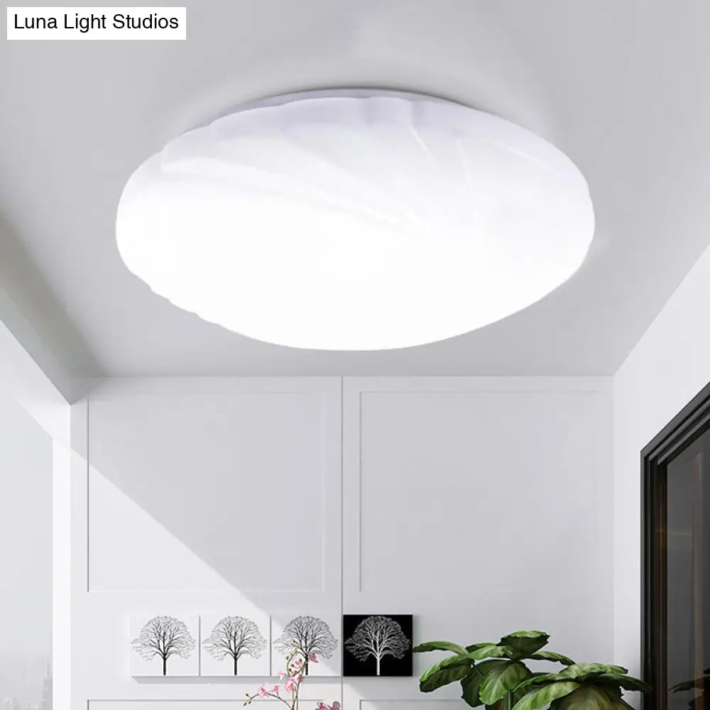 White Shell Shaped Led Ceiling Lamp In 3 Light Colors Various Sizes