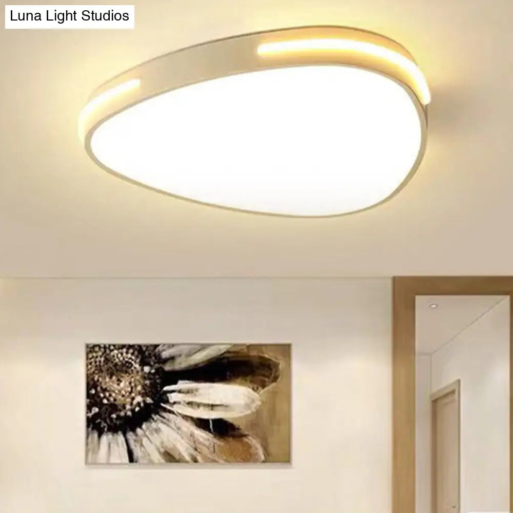 White Triangle Flush Mount Led Ceiling Light In Simple Style Available 16/19.5/23.5 Widths / 16