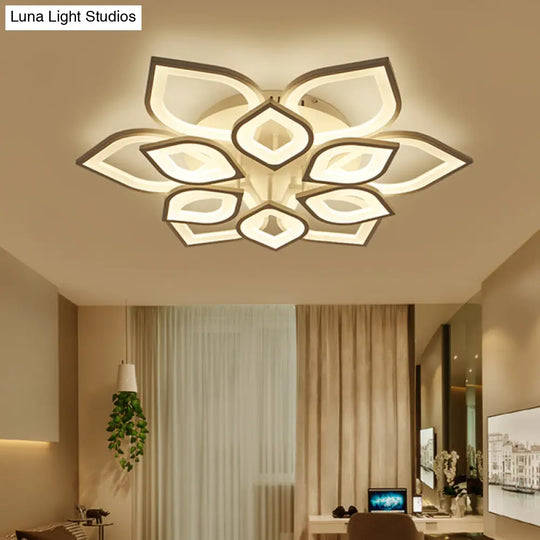 Wide Leaf Flush Ceiling Light - Simple Acrylic Led Mount Fixture In Warm/White/Natural 31.5’/39