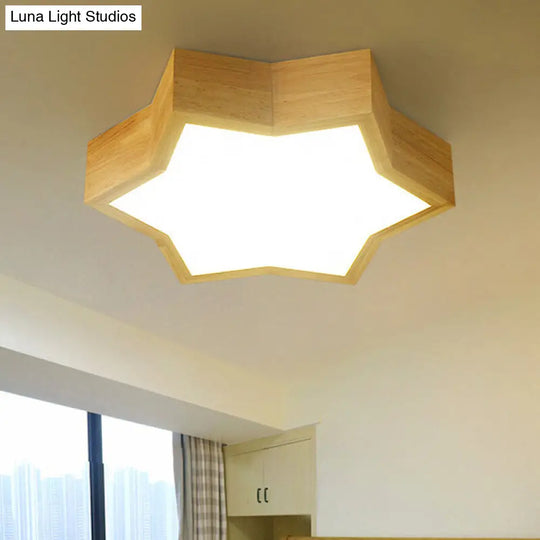 Wooden Star Shape Ceiling Light - Kids Bedroom Simple Style Beige Flush Mount Fixture Wood / Natural