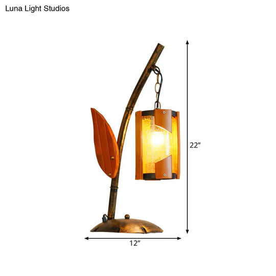 Yellow Crackle Glass Farm Style Desk Lamp