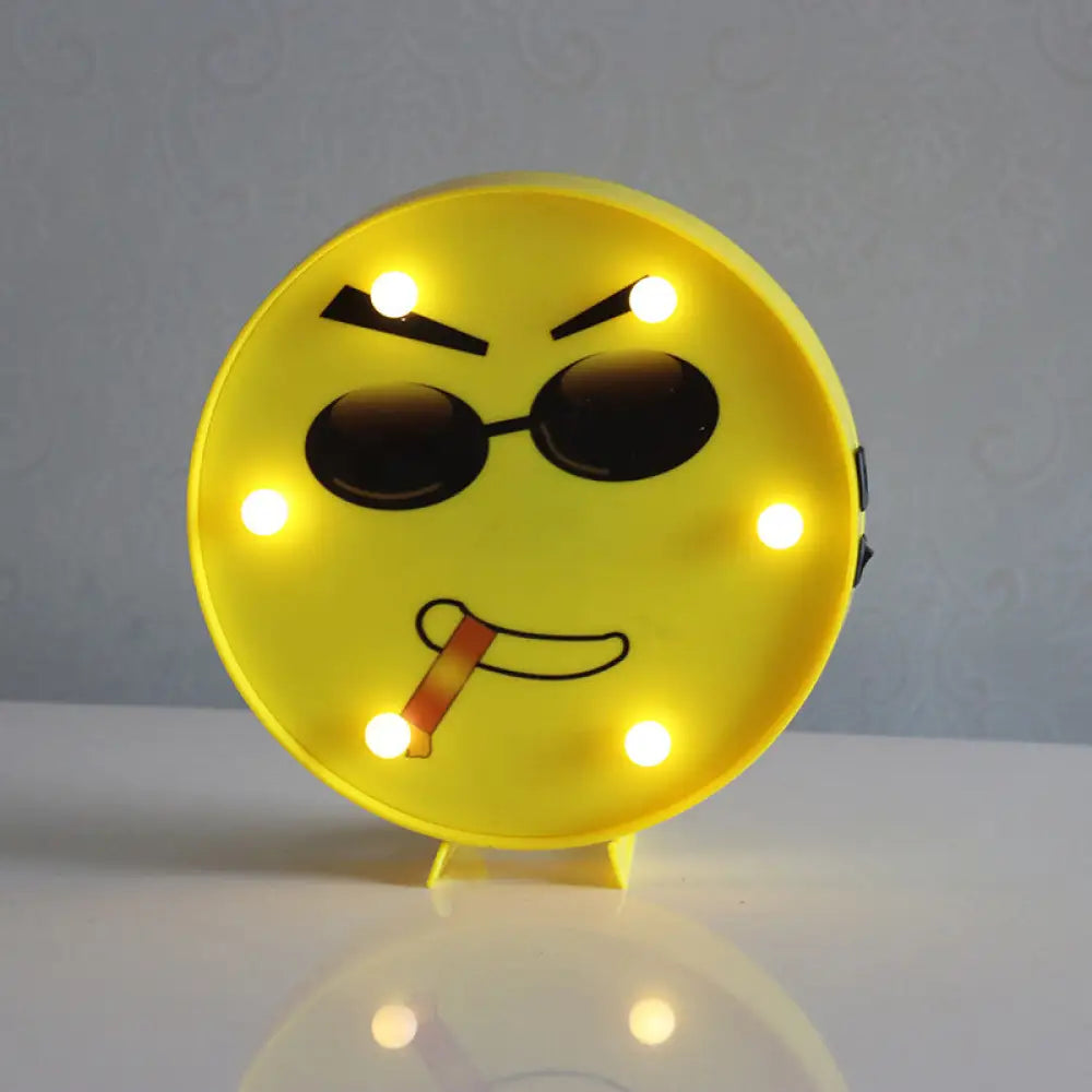 Yellow Emoji Led Nightstand Lamp For Bedroom Decor / Battery O