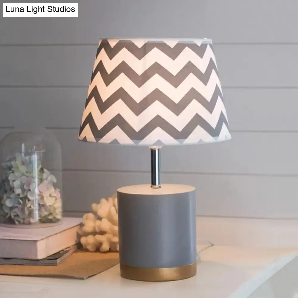 Zigzag Nordic Desk Light - Stylish Gray Study Lamp For Childs Bedroom